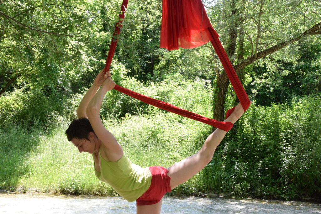 lezioni e corsi di yoga a fano e cagli